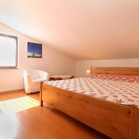 Apartment Fuer 5 Personen Ca 84 Qm In Fazana, Istrien Istrische Riviera