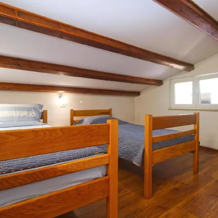 Fuer 5 Personen Ca 84 Qm In Fazana, Istrien Istrische Riviera Apartment Fazana