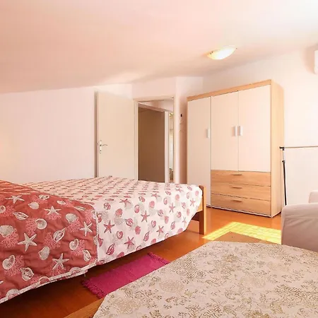 Fuer 5 Personen Ca 84 Qm In Fazana, Istrien Istrische Riviera Apartment